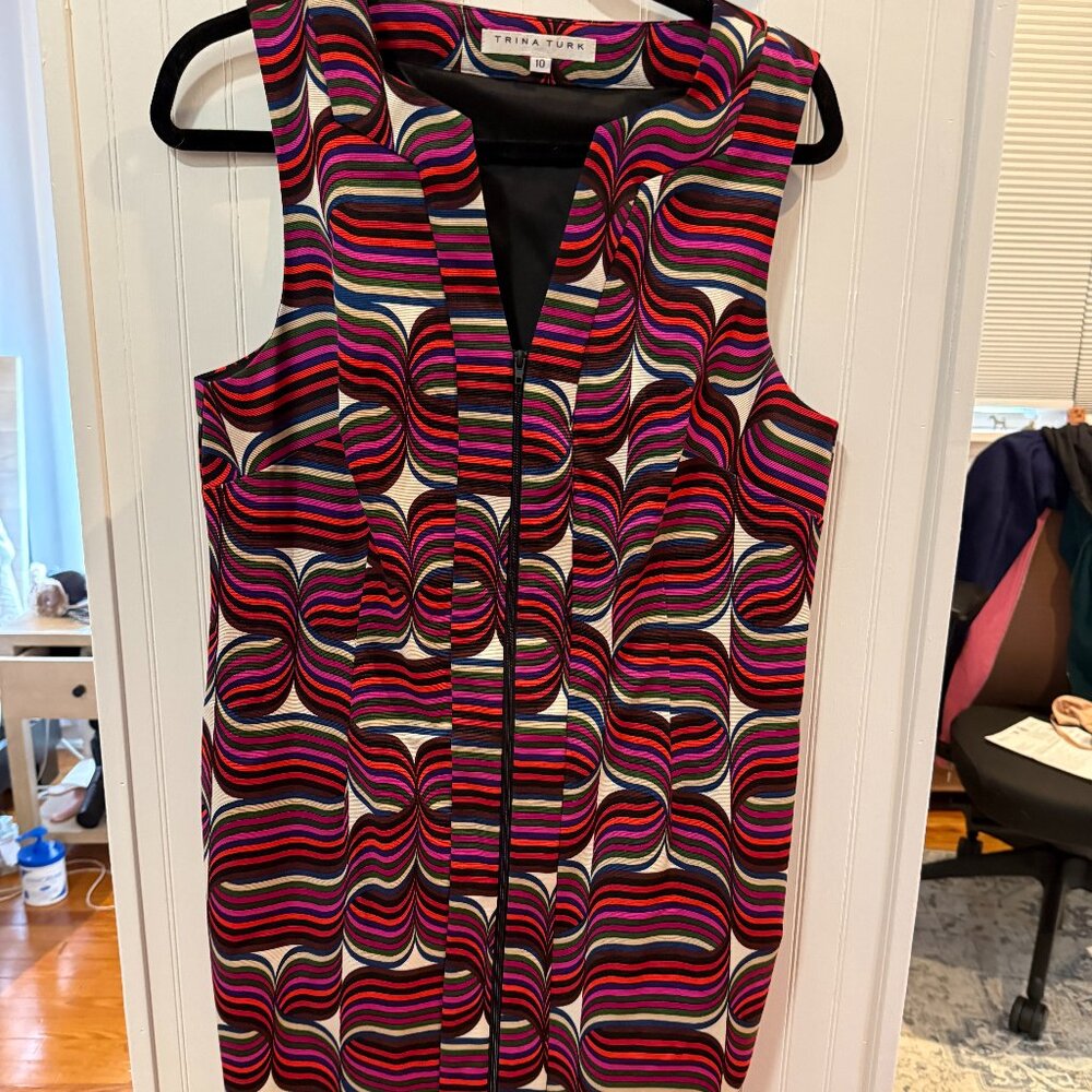 TRINA TURK totally modern sleeveless tank sheath dress Size 10